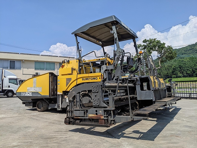 SUMITOMO HA60W-10 (Finishers/Pavers) at Oita, Japan | Buy used