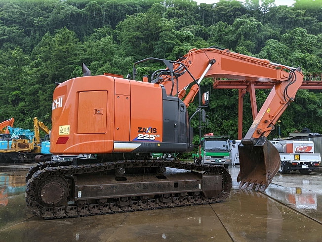 日立建機 ZX225US-6 | 大分県の油圧ショベル(ユンボ) | BIGLEMON