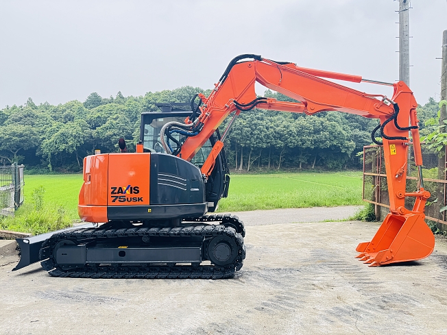 日立建機 ZX75USK-5B | 千葉県の油圧ショベル(ユンボ) | BIGLEMON