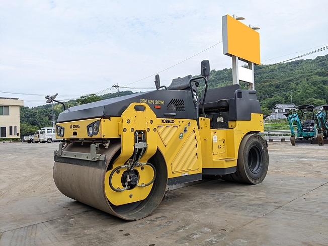 セメントバルクトレーラー　黄色 セメントバルクトレーラー 黄色 車両マスタートライアクスルバルク