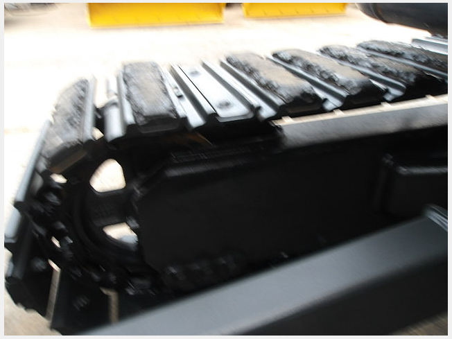 日立建機 ZX30UR-5B | 新潟県のミニ油圧ショベル(ミニユンボ