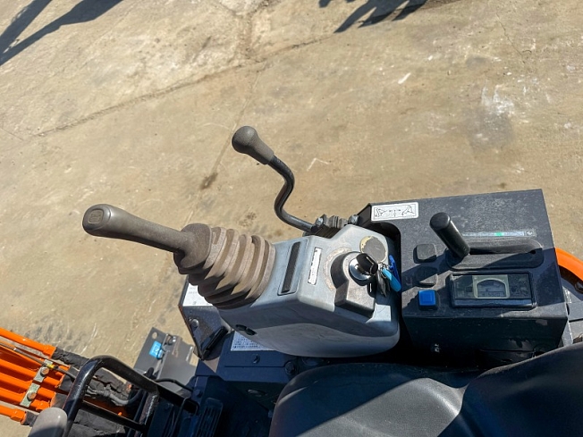 HITACHI ZX17U-5A (Mini excavators) at Hiroshima, Japan | Buy used