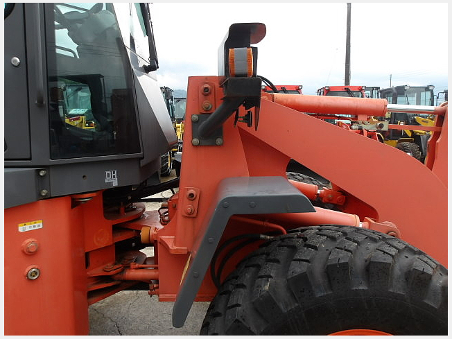 日立建機 ZW80 | 新潟県のタイヤショベル(ホイールローダー