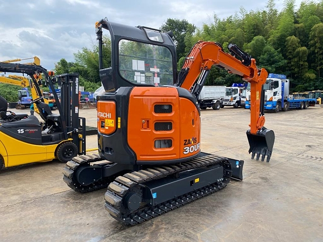HITACHI ZX30UR-5B (Mini excavators) at Aichi, Japan | Buy used