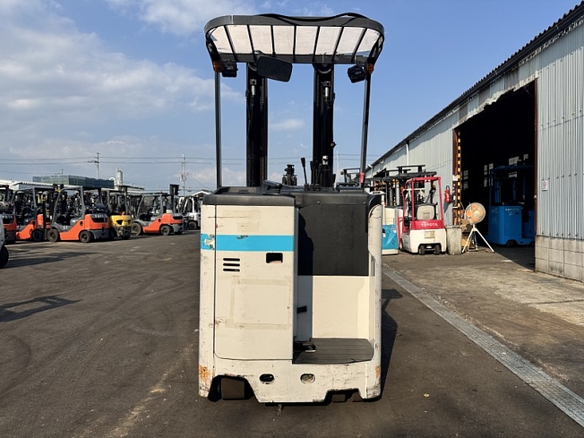 ユニキャリア電動フォークリフトFBHB18-8A揚高4000㎜荷重1800㎏ ユニキャリア FRHB18-8A | 兵庫県のフォークリフト | BIGLEMON（ビッグ