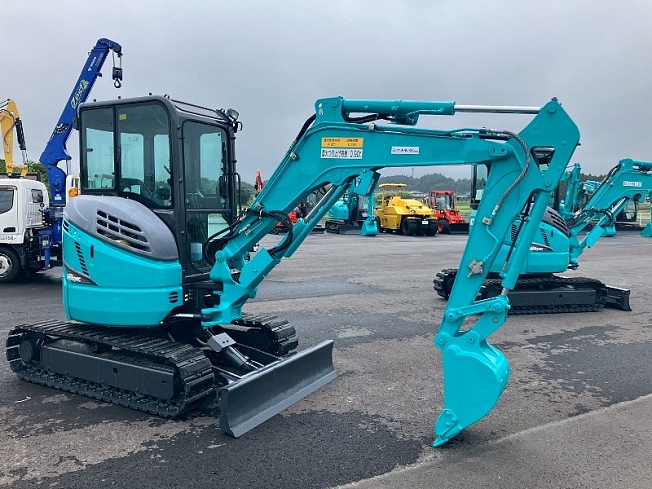 KOBELCO SK30SR-6 (Mini excavators) at Fukushima, Japan | Buy used