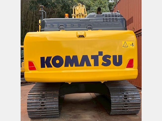 KOMATSU PC200-11 エクスカベーター KOMATSU (コマツ) エクスカ