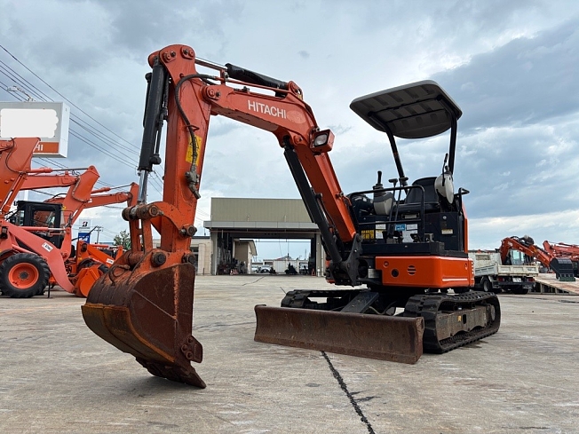 日立建機 ZX20U-5A | 福島県のミニ油圧ショベル(ミニユンボ