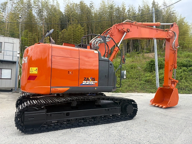 HITACHI ZX225USRK-6 (Excavators) at Osaka, Japan | Buy used