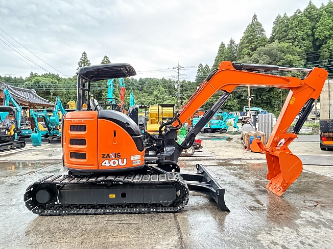 日立建機 ZX40U-5B | 千葉県のミニ油圧ショベル(ミニユンボ