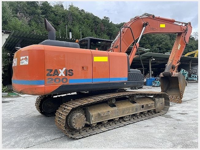 HITACHI ZX200-5B (Excavators) at Kyoto, Japan | Buy used Japanese