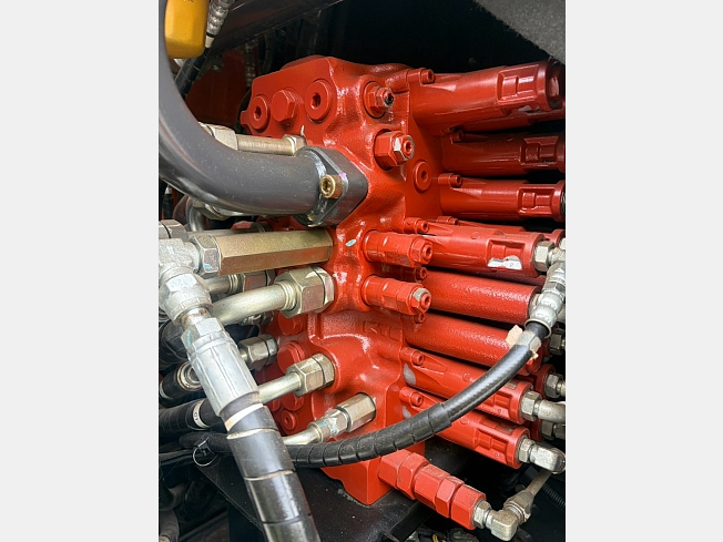 日立建機 ZX75US-5B | 大阪府の油圧ショベル(ユンボ) | BIGLEMON
