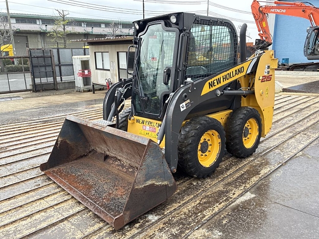 ニューホランド L215 | 兵庫県のタイヤショベル(ホイールローダー
