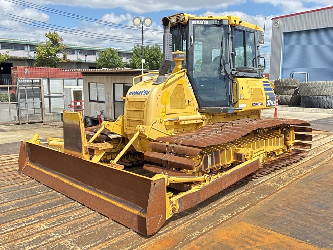 KOMATSU D37PLL-24 (Bulldozers) at Hyogo, Japan | Buy used Japanese