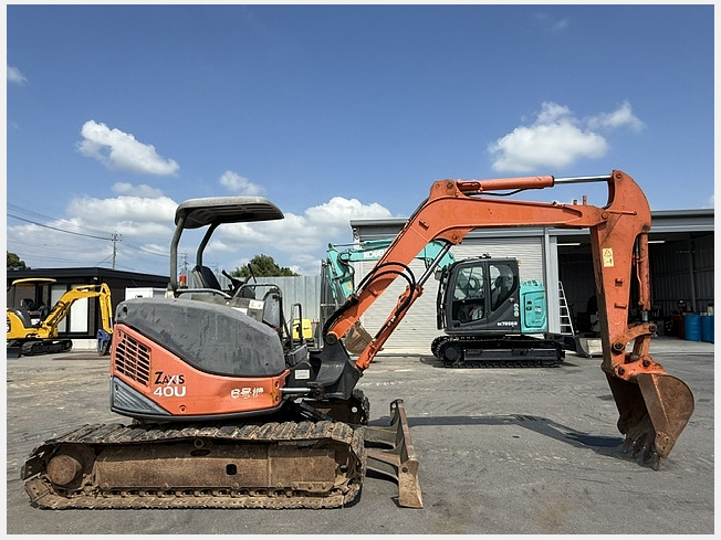 HITACHI ZX40U-2 (Mini excavators) at Fukuoka, Japan | Buy used