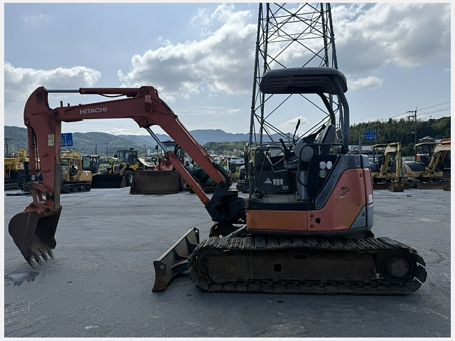 HITACHI ZX40U-2 (Mini excavators) at Fukuoka, Japan | Buy used