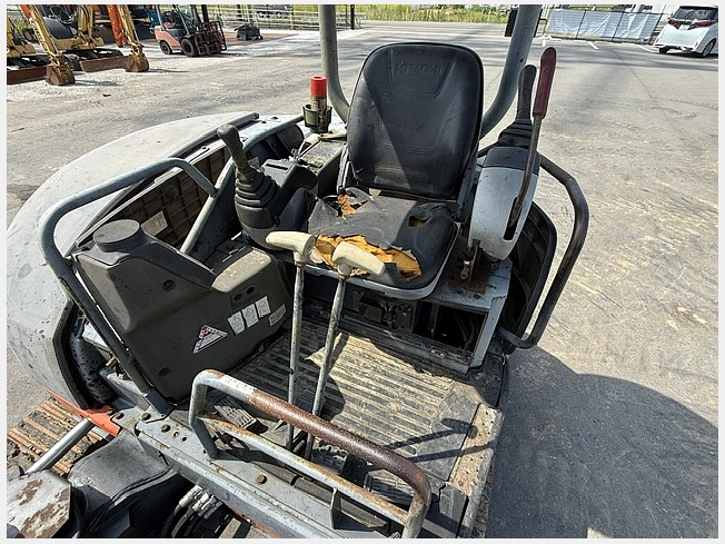 HITACHI ZX40U-2 (Mini excavators) at Fukuoka, Japan | Buy used