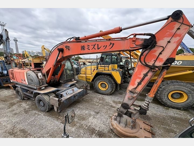 HITACHI ZX210W (Excavators) at Kanagawa, Japan | Buy used Japanese