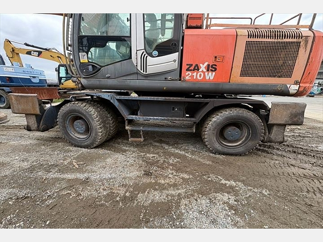 HITACHI ZX210W (Excavators) at Kanagawa, Japan | Buy used Japanese
