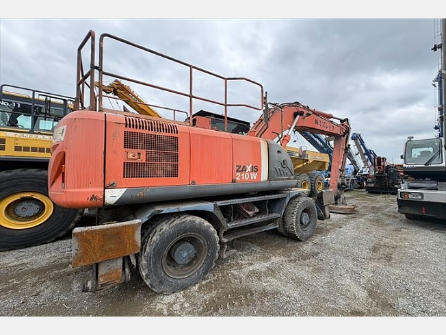 HITACHI ZX210W (Excavators) at Kanagawa, Japan | Buy used Japanese