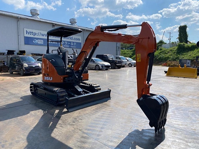 HITACHI ZX35U-5B (Mini excavators) at Aichi, Japan | Buy used