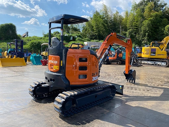 HITACHI ZX35U-5B (Mini excavators) at Aichi, Japan | Buy used