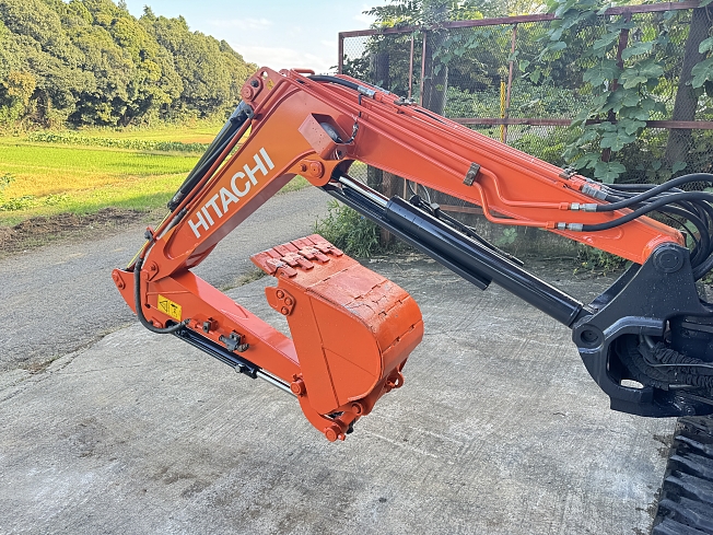 日立建機 ZX30U-5A | 千葉県のミニ油圧ショベル(ミニユンボ