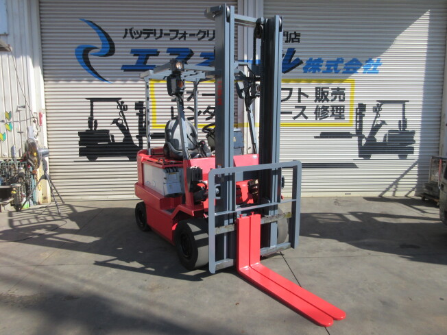 NICHIYU FB20P-E67-400 (Forklifts) at Osaka, Japan | Buy used