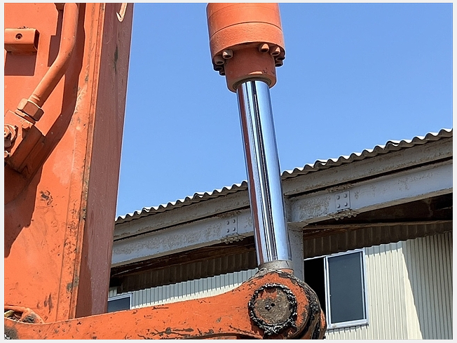 日立建機 ZX225US-6 | 鳥取県の油圧ショベル(ユンボ) | BIGLEMON
