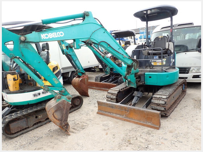 KOBELCO ショベルカー SK30SR-