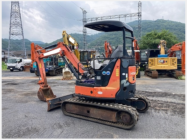 日立建機 ZX30U-5A | 岡山県のミニ油圧ショベル(ミニユンボ