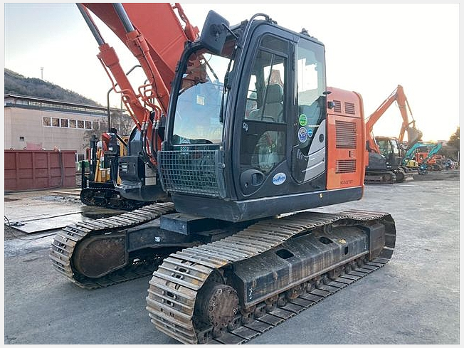 日立建機 ZX225US-6 | 岡山県の油圧ショベル(ユンボ) | BIGLEMON