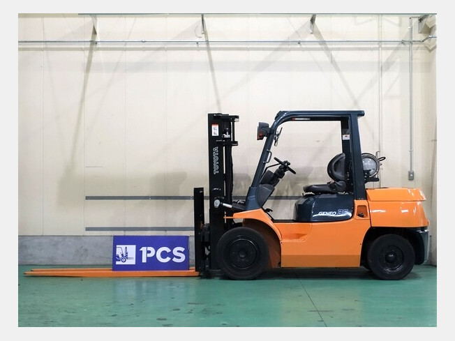 フォークリフト TCM?2.5トン 油圧ポンプ中古 商談中