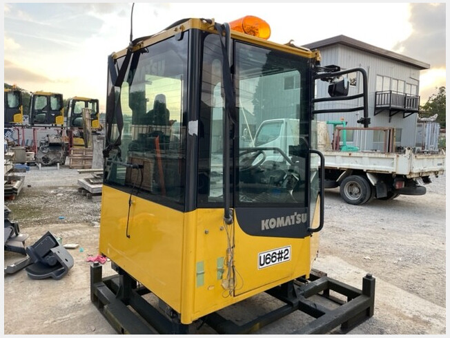 コマツ 建設機械用キャビン | 茨城県の中古パーツ | BIGLEMON コマツ 建設機械用キャビン | 茨城県の中古パーツ | BIGLEMON