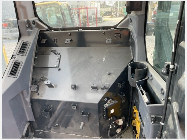 コマツ 建設機械用キャビン | 茨城県の中古パーツ | BIGLEMON（ビッグ