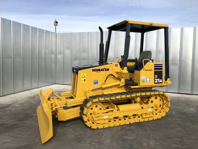 兵庫県発 設機械・重機・ブルドーザー・コマツ・D21P-8EO☆1100hr/特価