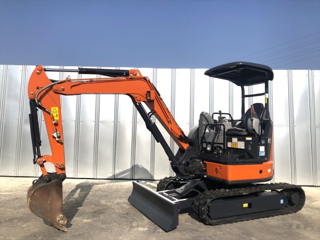 ユンボ 日立 ZX30U-3 ミニユンボ 油圧ショベル 3tクラス(中古