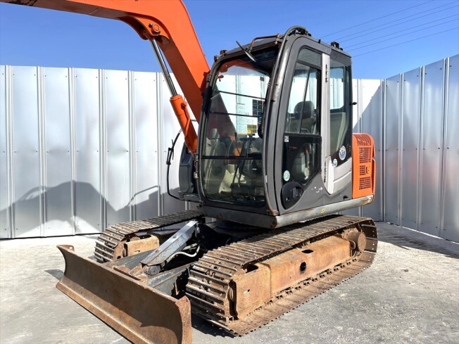 HITACHI ZX70-3 (Excavators) at Hyogo, Japan | Buy used Japanese 