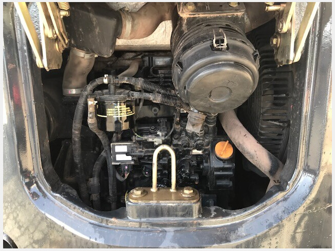 日立建機 ZX30U-5A | 岡山県のミニ油圧ショベル(ミニユンボ