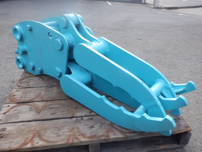 KOBELCO 油圧式回転フォーク 3トンクラス用 重機アタッチメント