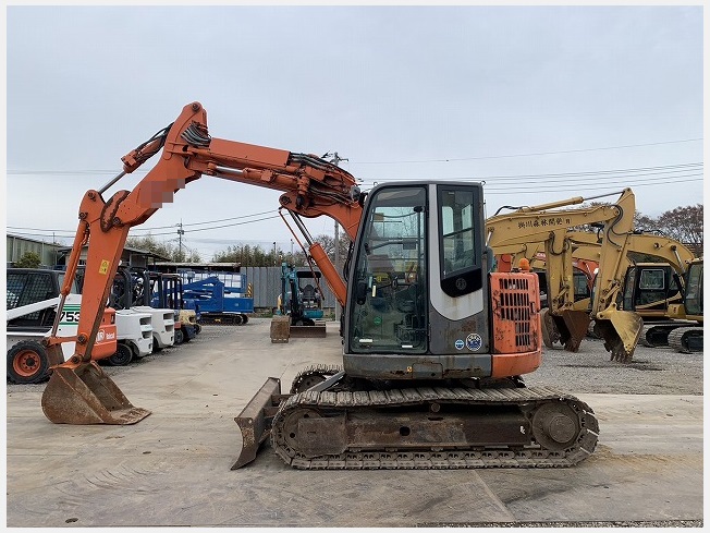 HITACHI ZX75UR-3 (Excavators) at Chiba, Japan | Buy used Japanese 