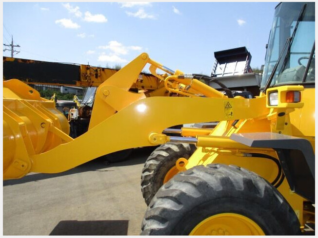 コマツ WA100-3 | 大阪府のタイヤショベル(ホイールローダー