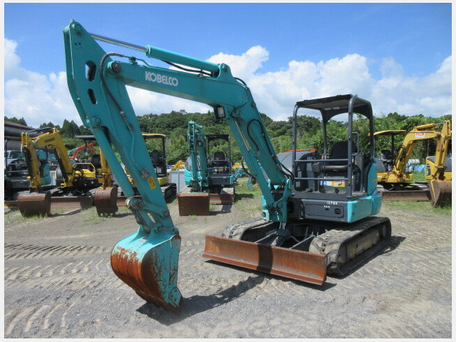 KOBELCO SK55SR-6E (Mini excavators) at Kagoshima, Japan | Buy used
