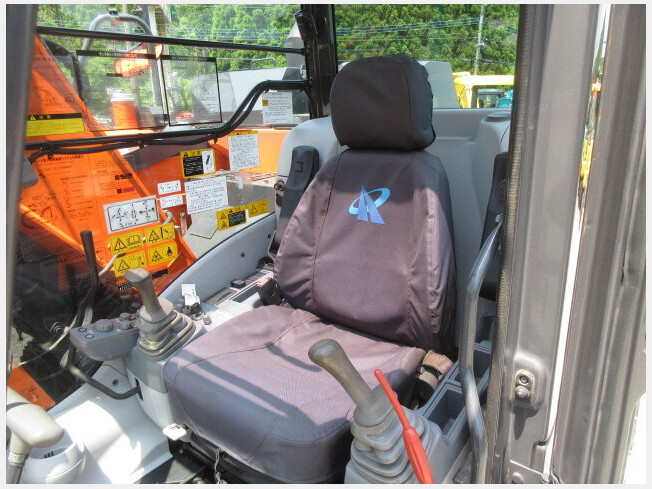 日立建機 ZX135USOS-6 | 鹿児島県の油圧ショベル(ユンボ 日立建機 ZX135USOS-6 | 鹿児島県の油圧ショベル(ユンボ