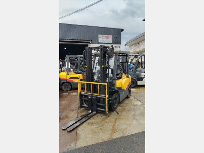 TCM FD20T3 (Forklifts) at Osaka, Japan | Buy used Japanese