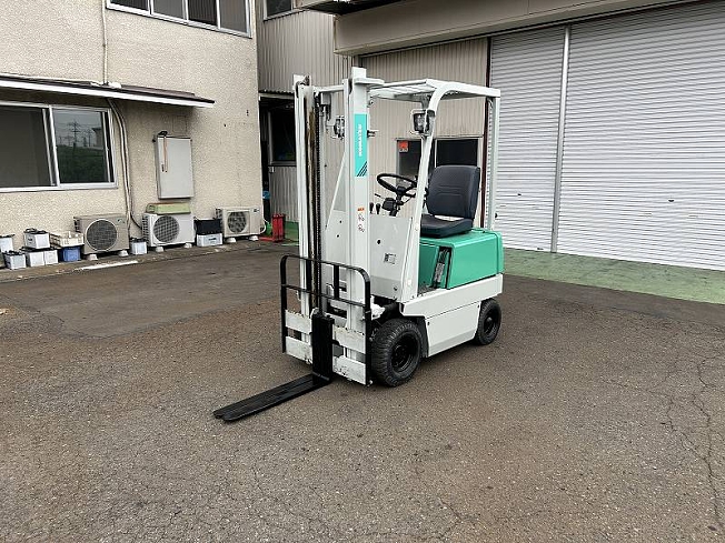 コマツ FB09-2 電動フォークリフトバツテりー(A298) コマツ FB09-2 電動フォークリフトバツテりー(A298) コマツ FB09