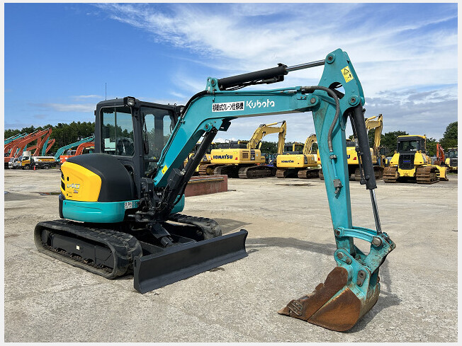 KUBOTA U-40-6 (Mini excavators) at Hokkaido, Japan | Buy used