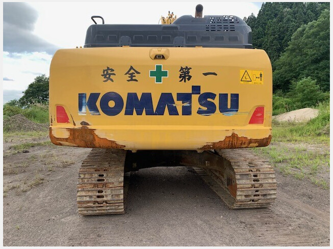 KOMATSU PC200-11 (Excavators) at Akita, Japan | Buy used