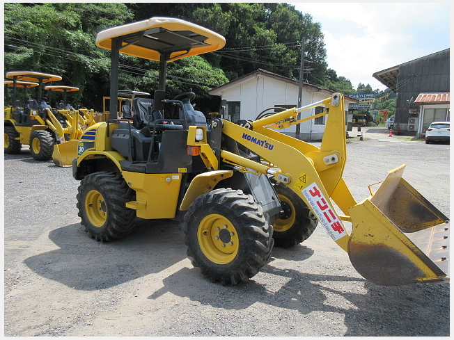 ミニタイヤショベル コマツwa30-1値引き可
