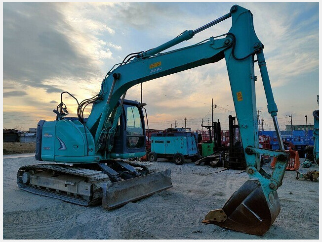 コベルコ建機 SK135SR-2 | 千葉県の油圧ショベル(ユンボ